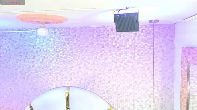 paulina cano online show from 10/06/25, 07:11