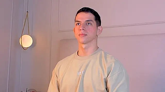 Snapshot of ZaneDawson chatting on 10/21/25, 03:40 ZaneDawson online show from 10/21/25, 03:40