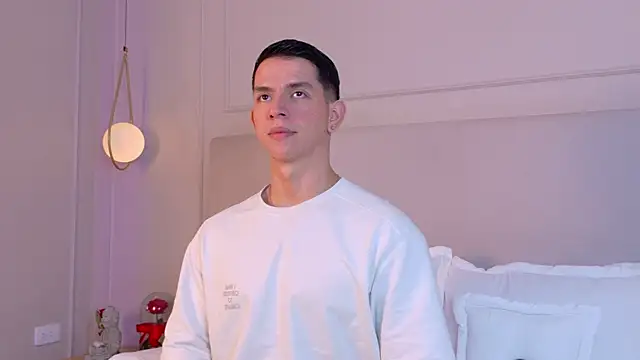 Snapshot of ZaneDawson chatting on 11/18/25, 03:12 ZaneDawson online show from 11/18/25, 03:12