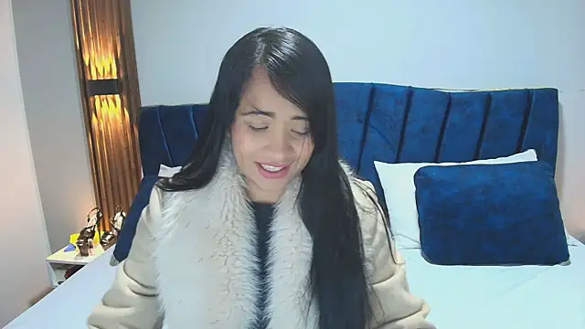 MiaHotmez online show from 09/21/25, 12:07