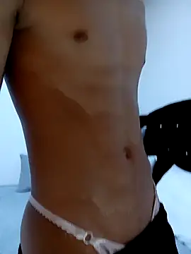 Snapshot of LeySmithVC chatting on 10/09/25, 05:38 LeySmithVC online show from 10/09/25, 05:38