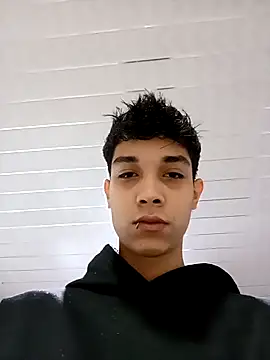 Snapshot of LeySmithVC chatting on 10/24/25, 06:21 LeySmithVC online show from 10/24/25, 06:21