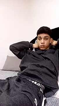 Snapshot of LeySmithVC chatting on 11/13/25, 10:08 LeySmithVC online show from 11/13/25, 10:08