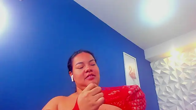 freya cole  online show from 10/06/25, 11:40