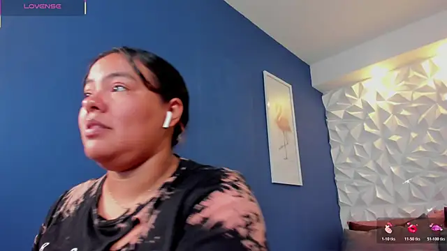 freya cole  online show from 11/14/25, 08:07