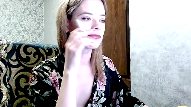 Kate  Loves online show from 10/10/25, 05:34