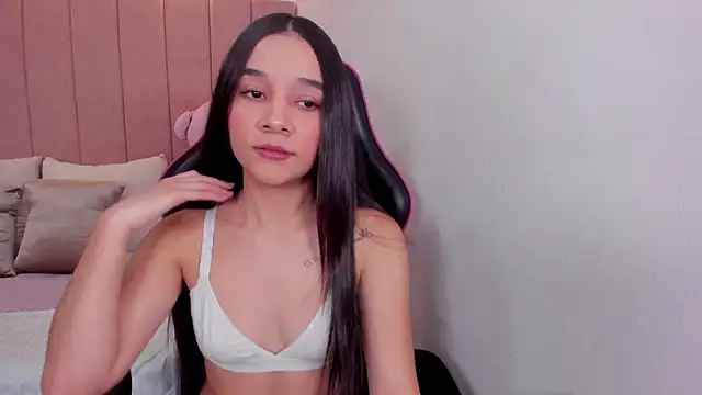 hanna jhonnes online show from 09/22/25, 12:07