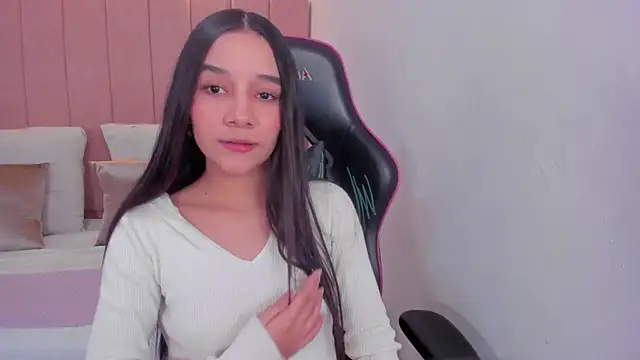 hanna jhonnes online show from 09/23/25, 12:30