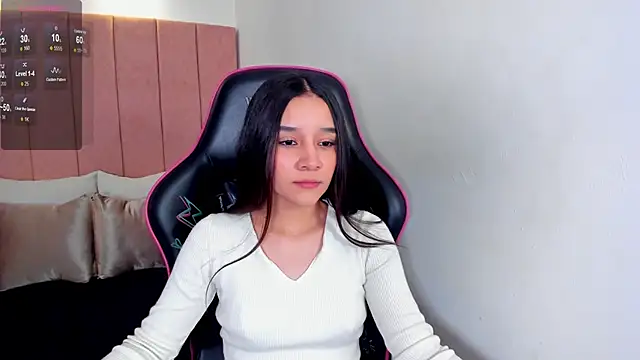 hanna jhonnes online show from 10/02/25, 12:34