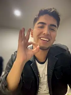 tomy hot20 online show from 11/09/25, 02:43