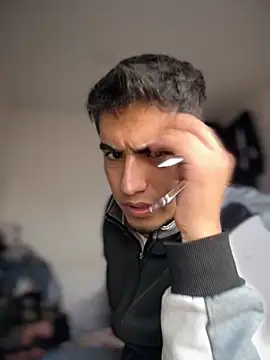 tomy hot20 online show from 11/11/25, 09:15