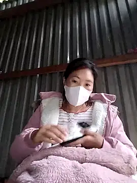Snapshot of Phamxinh chatting on 09/26/25, 08:18 Phamxinh online show from 09/26/25, 08:18