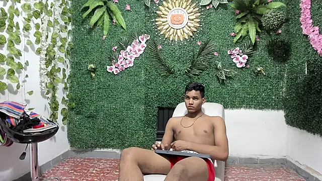 DaphnerANDrogerrr online show from 11/17/25, 07:52