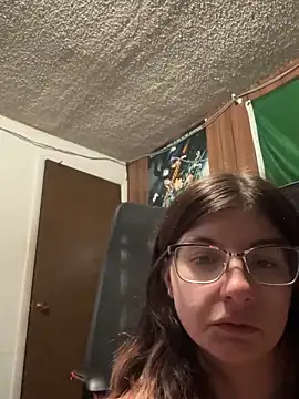 kimwoods25 online show from 10/03/25, 04:09