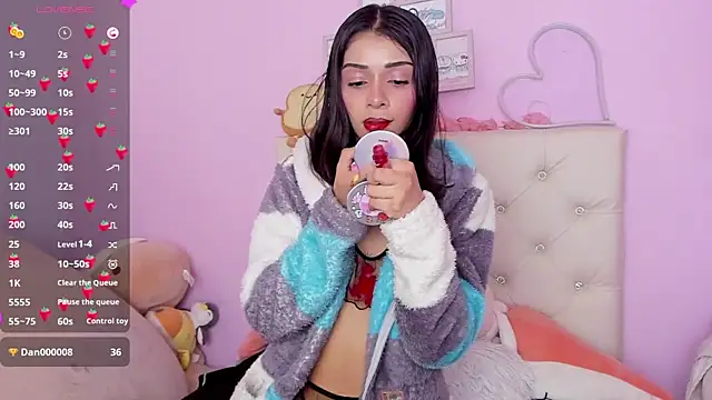 Yuni kim online show from 10/07/25, 03:09