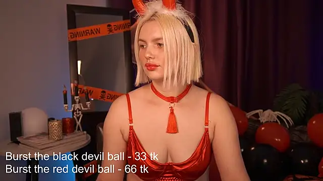 Amelia Wells online show from 10/30/25, 05:42