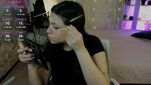 LoNik Tvvins online show from 11/19/25, 11:54