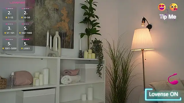 adisson fox online show from 10/24/25, 06:10