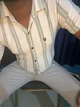 yourhoneyx1 online show from 11/01/25, 12:07