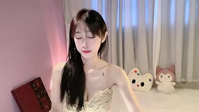 ai-ai-mi online show from 11/04/25, 02:32