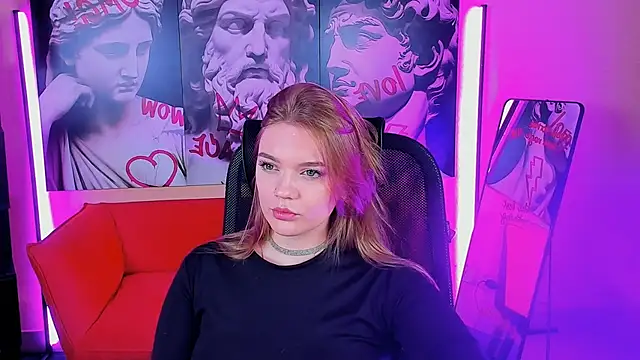 LisaMitchell online show from 10/09/25, 04:43