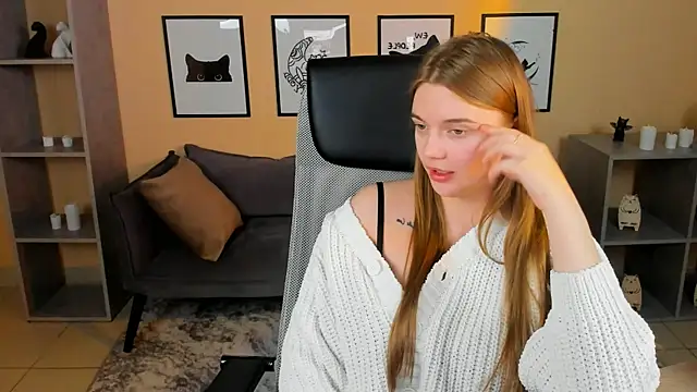 LisaMitchell online show from 11/20/25, 02:45