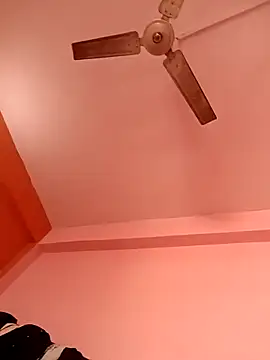 Snapshot of Hott_locky chatting on 10/12/25, 08:46 Hott locky online show from 10/12/25, 08:46