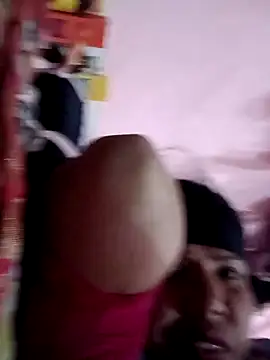 Snapshot of Hott_locky chatting on 11/10/25, 11:15 Hott locky online show from 11/10/25, 11:15