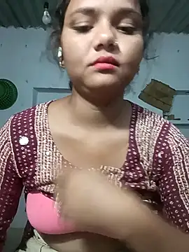 Hot Shredha online show from 10/12/25, 03:00