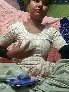 Hot Shredha online show from 10/17/25, 09:56