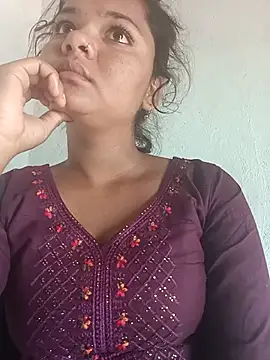 Hot Shredha online show from 10/19/25, 02:56