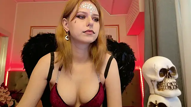 WendyMey online show from 10/27/25, 07:56