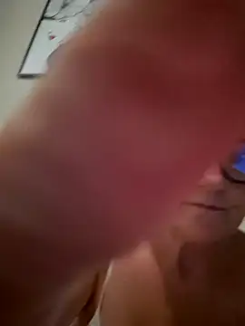 Snapshot of LadyLuxe_xx chatting on 10/01/25, 10:32 LadyLuxe xx online show from 10/01/25, 10:32