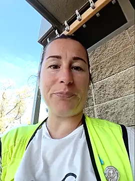 bichota85 online show from 10/27/25, 12:20