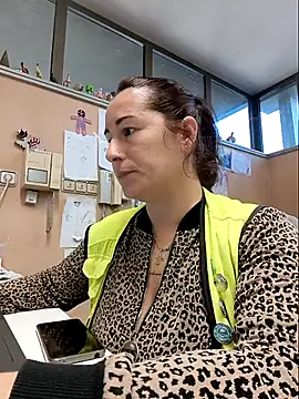 bichota85 online show from 11/04/25, 10:58