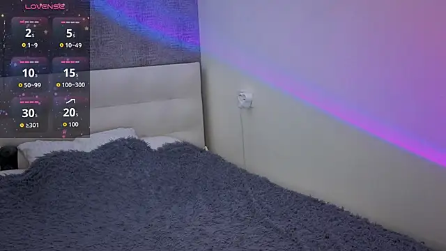 Snapshot of Ange_Lus chatting on 11/09/25, 11:47 Ange Lus online show from 11/09/25, 11:47