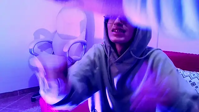 bellmontneon online show from 10/14/25, 11:22