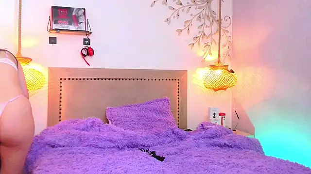 Daphnee-x online show from 09/17/25, 12:07