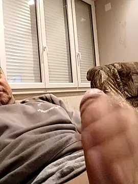 hugoboys4576 online show from 11/20/25, 06:24