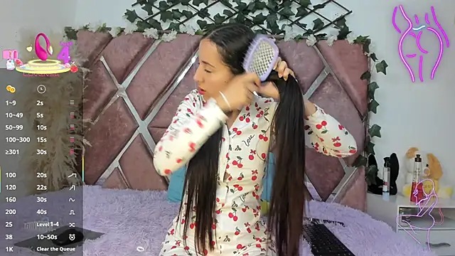 Flufi 740 online show from 09/25/25, 10:52