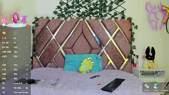 Flufi 740 online show from 09/30/25, 11:04