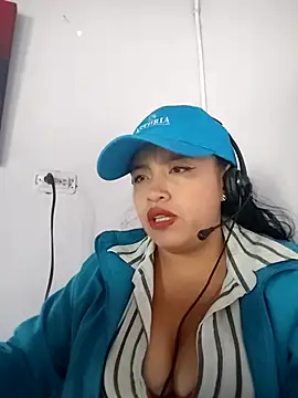 MILA  06 online show from 10/20/25, 01:00