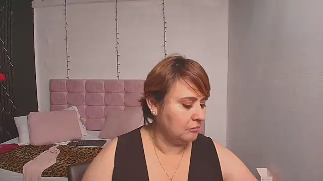 Sasharosee2 online show from 09/17/25, 12:51