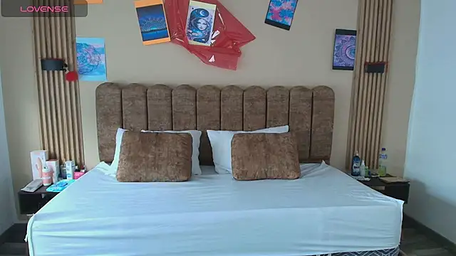 Sasharosee2 online show from 10/06/25, 11:51