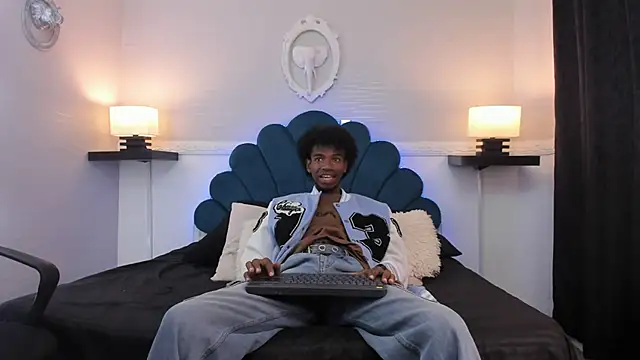 AllexJacob online show from 09/27/25, 01:16