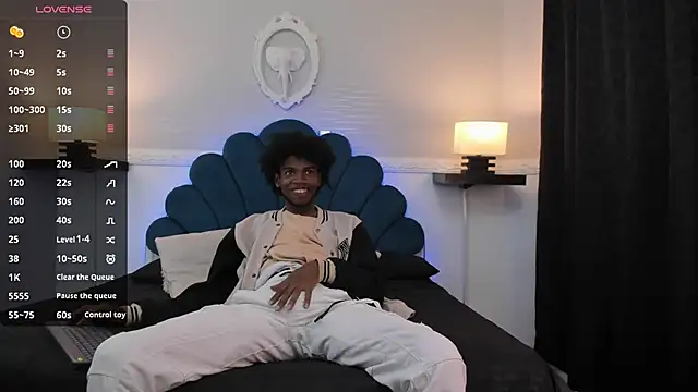 AllexJacob online show from 10/07/25, 01:08