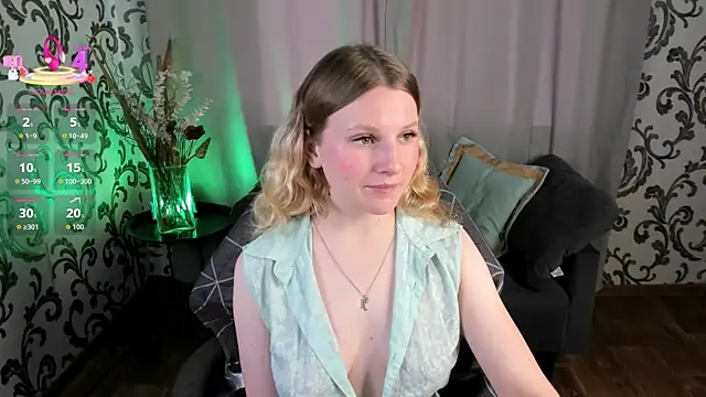  Velvet peach  online show from 10/20/25, 10:27