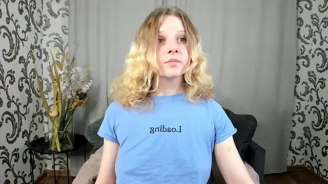  Velvet peach  online show from 11/19/25, 11:43