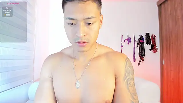 Snapshot of abu_dhabi_21 chatting on 11/10/25, 09:41 abu dhabi 21 online show from 11/10/25, 09:41