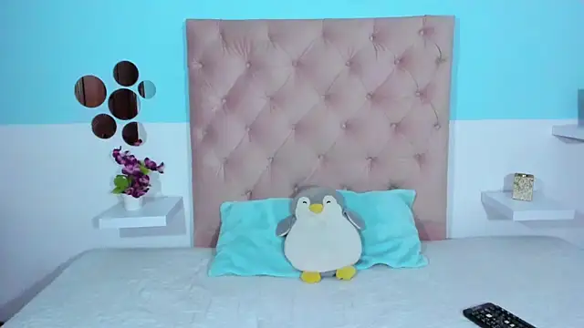 Lola Purple online show from 11/03/25, 03:30